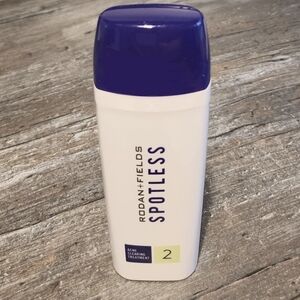 Rodan + Fields ~ SPOTLESS Acne Clearing Treatment